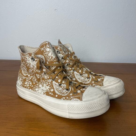 Converse Shoes - Converse Chuck Taylor Womens Platform High Top Sneakers Floral Chunky Size 10